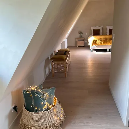 Villa La Longere De *