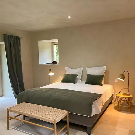 Villa La Longere De *