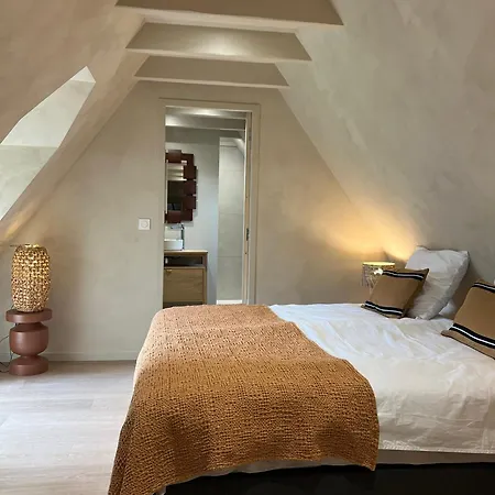 Villa La Longère De *